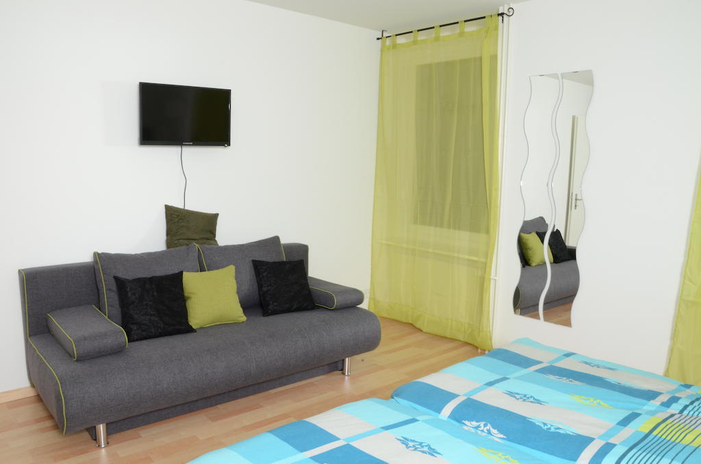 Guesthouse Casa Esperanza Basel Bilik gambar
