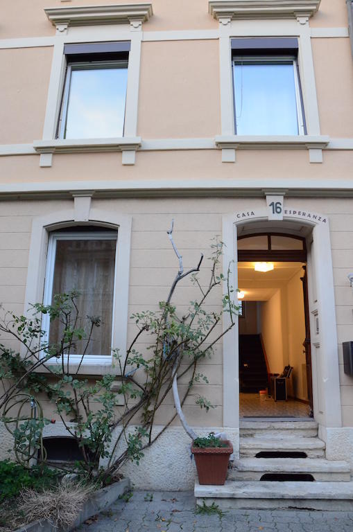 Guesthouse Casa Esperanza Basel Luaran gambar